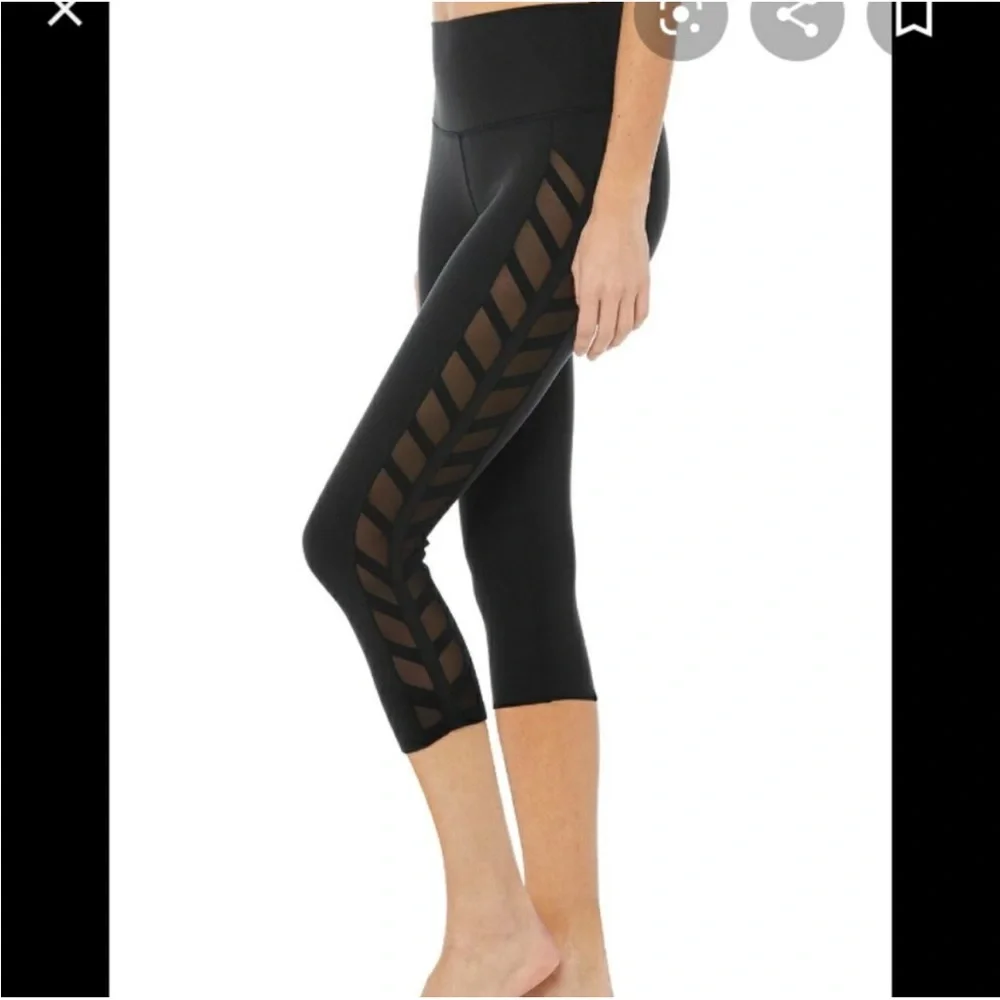 🆕 Alo Yoga Black Chevron Airbrushed High Waist Cropped Leggings Women’s Size XS